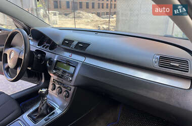 Седан Volkswagen Passat 2008 в 