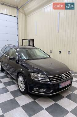 Універсал Volkswagen Passat 2012 в 