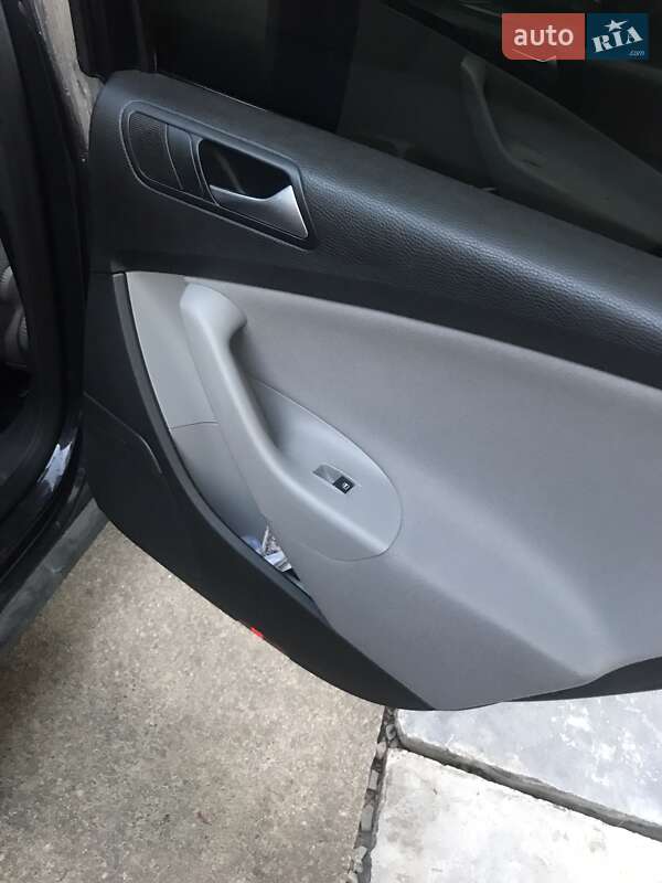 Универсал Volkswagen Passat 2010 в Тячеве фото 5 Универсал Volkswagen Passat 2010 в Тячеве