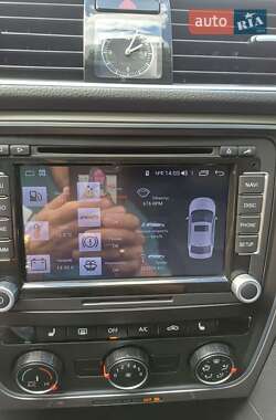 Седан Volkswagen Passat 2013 в 