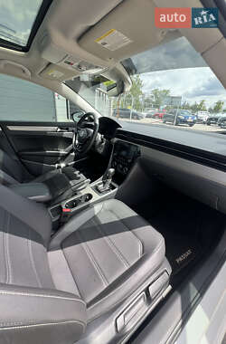 Седан Volkswagen Passat 2021 в 