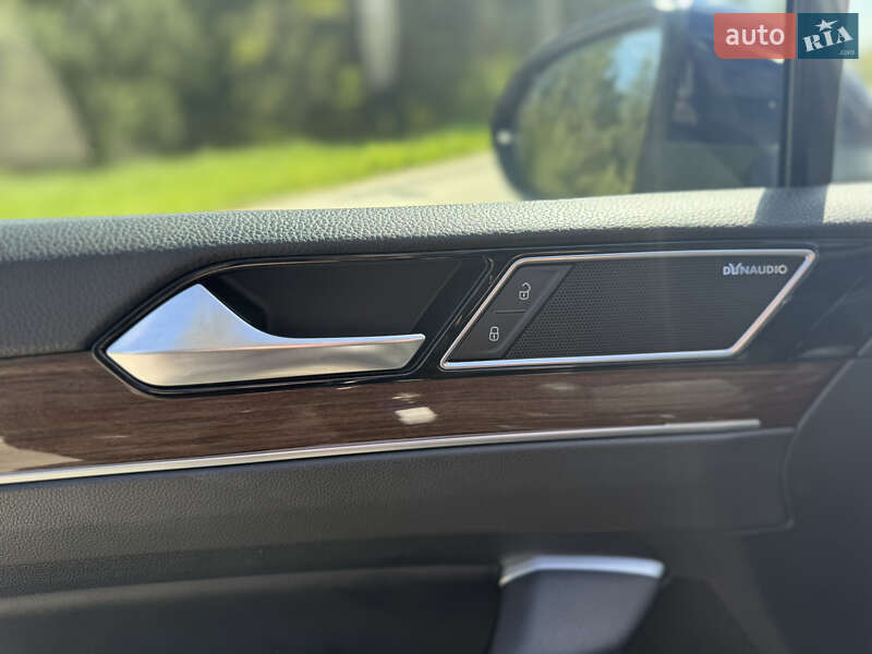 Седан Volkswagen Passat 2017 в Славуте