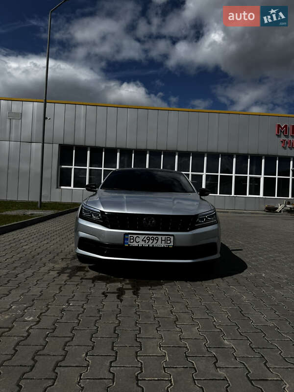 Седан Volkswagen Passat 2016 в Луцке