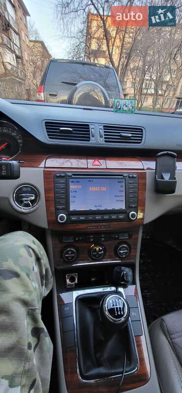 Универсал Volkswagen Passat 2005 в Черкассах