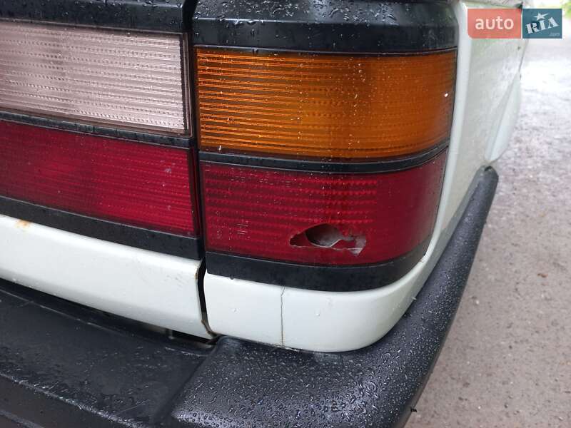 Универсал Volkswagen Passat 1990 в Львове