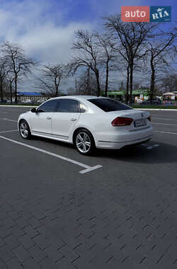 Седан Volkswagen Passat 2015 в 