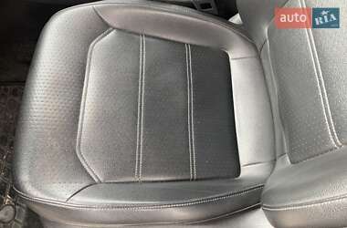 Седан Volkswagen Passat 2015 в 