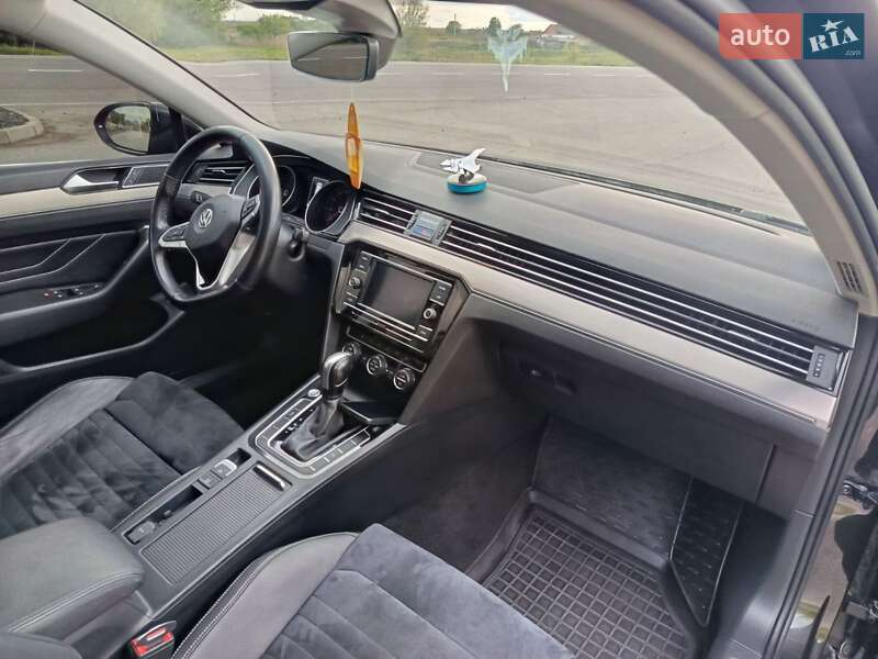 Универсал Volkswagen Passat 2020 в Локачах