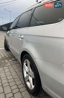 Універсал Volkswagen Passat 2011 в 