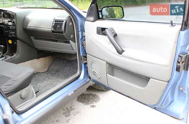 Універсал Volkswagen Passat 1993 в 