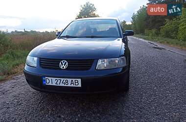 Седан Volkswagen Passat 1998 в 