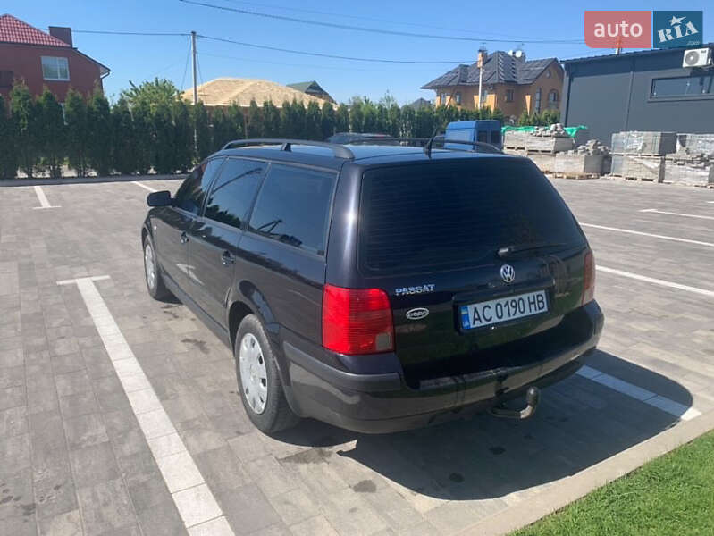 Универсал Volkswagen Passat 2000 в Турийске