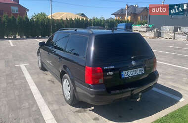 Универсал Volkswagen Passat 2000 в 