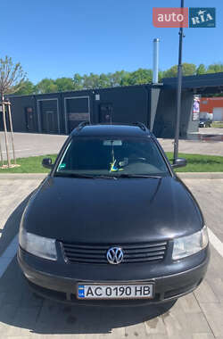 Универсал Volkswagen Passat 2000 в 