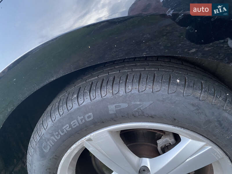 Седан Volkswagen Passat 2012 в Луцке