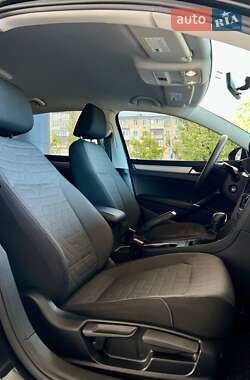Седан Volkswagen Passat 2021 в 