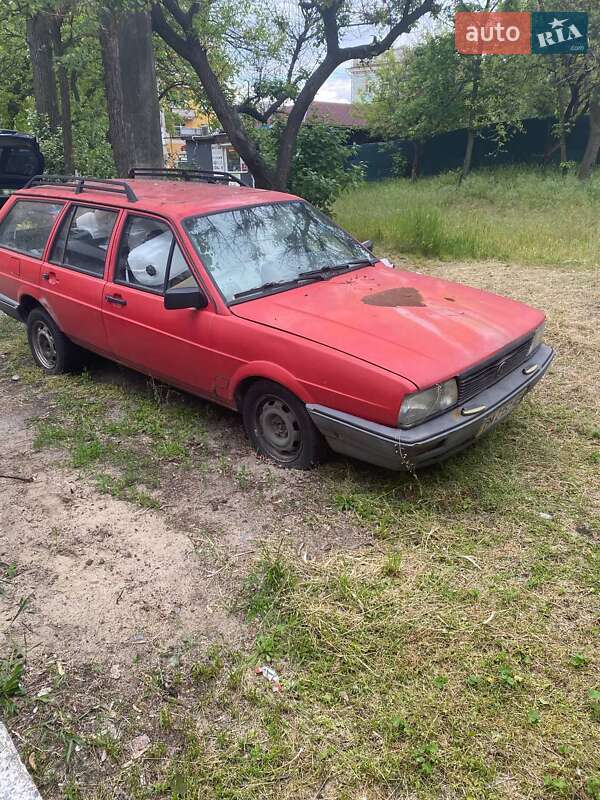 Универсал Volkswagen Passat 1986 в Киеве