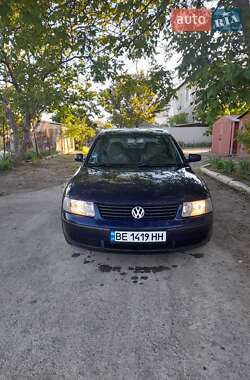 Седан Volkswagen Passat 2000 в Вознесенську