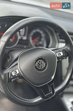 Универсал Volkswagen Passat 2016 в 
