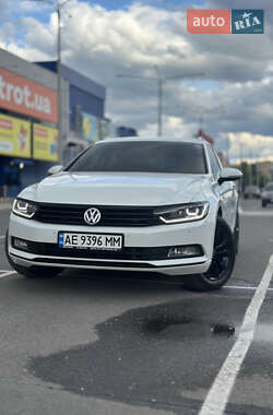Универсал Volkswagen Passat 2016 в 