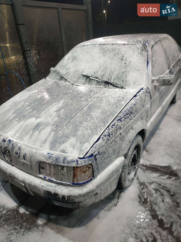 Седан Volkswagen Passat 1989 в Хмельницком