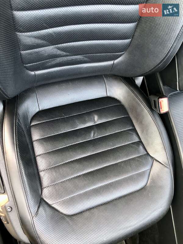 Универсал Volkswagen Passat 2011 в Луцке