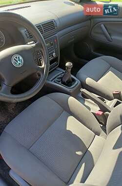 Универсал Volkswagen Passat 2004 в 