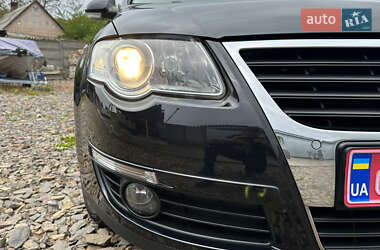 Універсал Volkswagen Passat 2009 в 