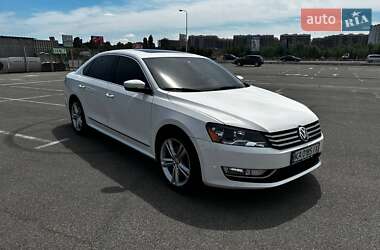 Седан Volkswagen Passat 2015 в Киеве