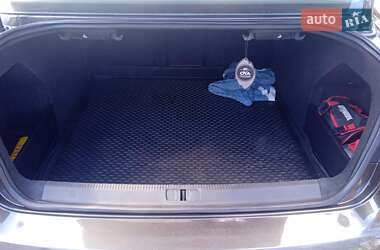 Седан Volkswagen Passat 2012 в 