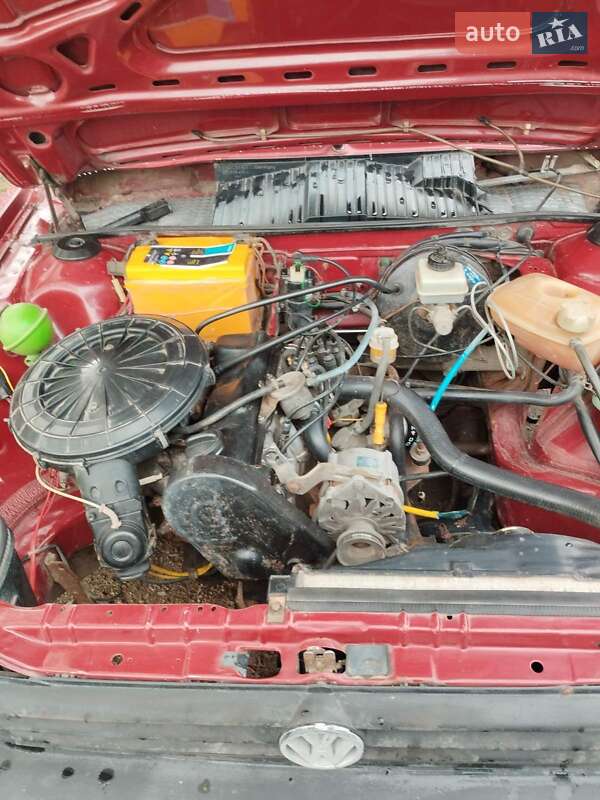 Седан Volkswagen Passat 1987 в Виннице