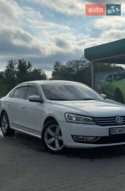 Седан Volkswagen Passat 2013 в 