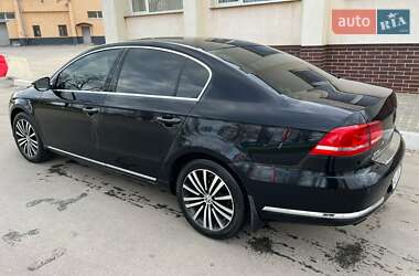 Седан Volkswagen Passat 2012 в Харькове
