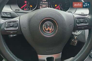 Універсал Volkswagen Passat 2011 в 