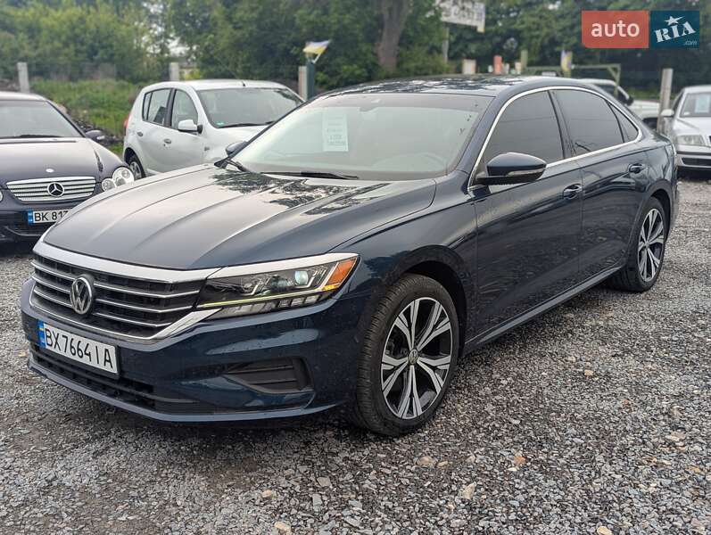 Седан Volkswagen Passat 2021 в Ровно