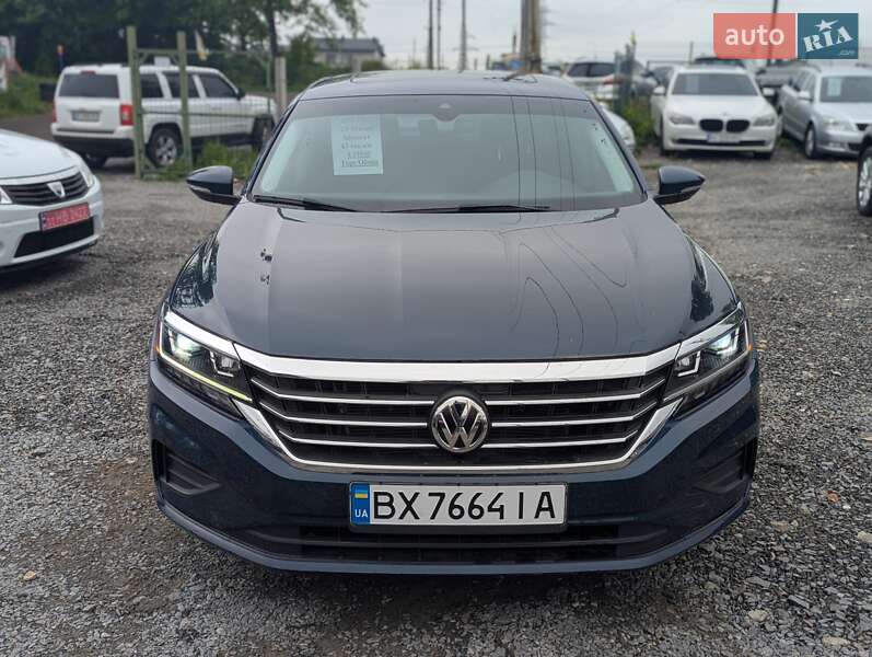 Седан Volkswagen Passat 2021 в Ровно