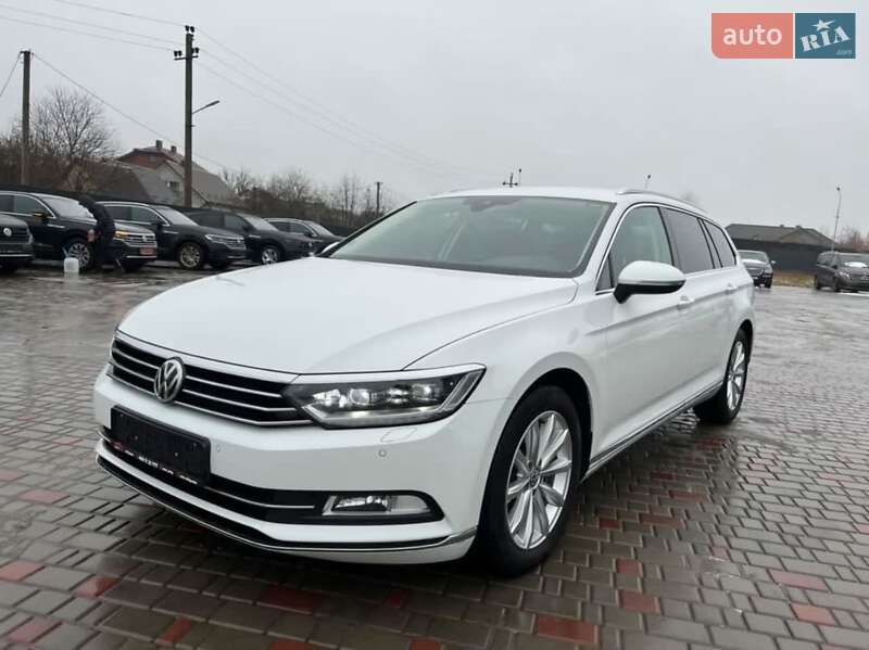 Универсал Volkswagen Passat 2018 в Мукачево
