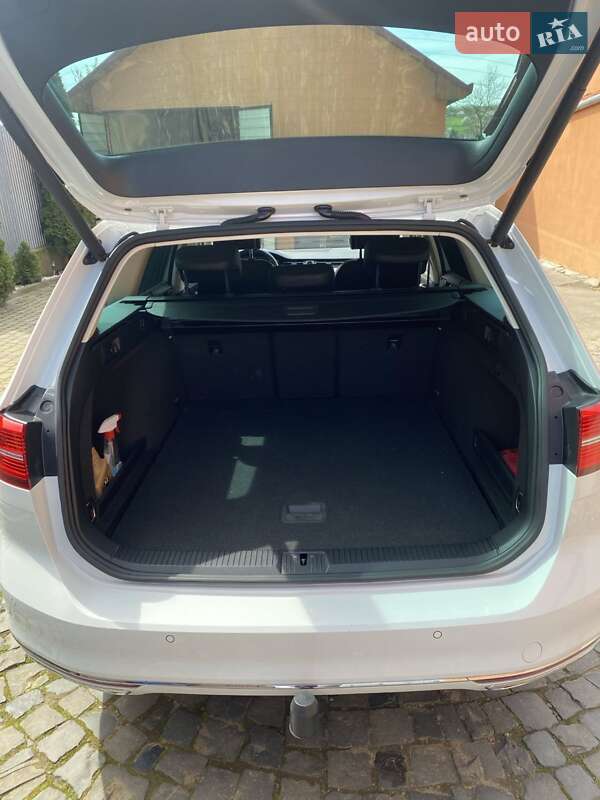 Универсал Volkswagen Passat 2018 в Мукачево