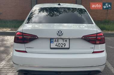 Седан Volkswagen Passat 2017 в 