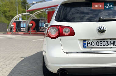 Универсал Volkswagen Passat 2010 в 