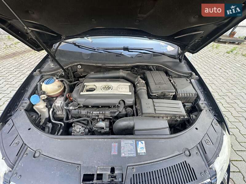 Универсал Volkswagen Passat 2009 в Черновцах