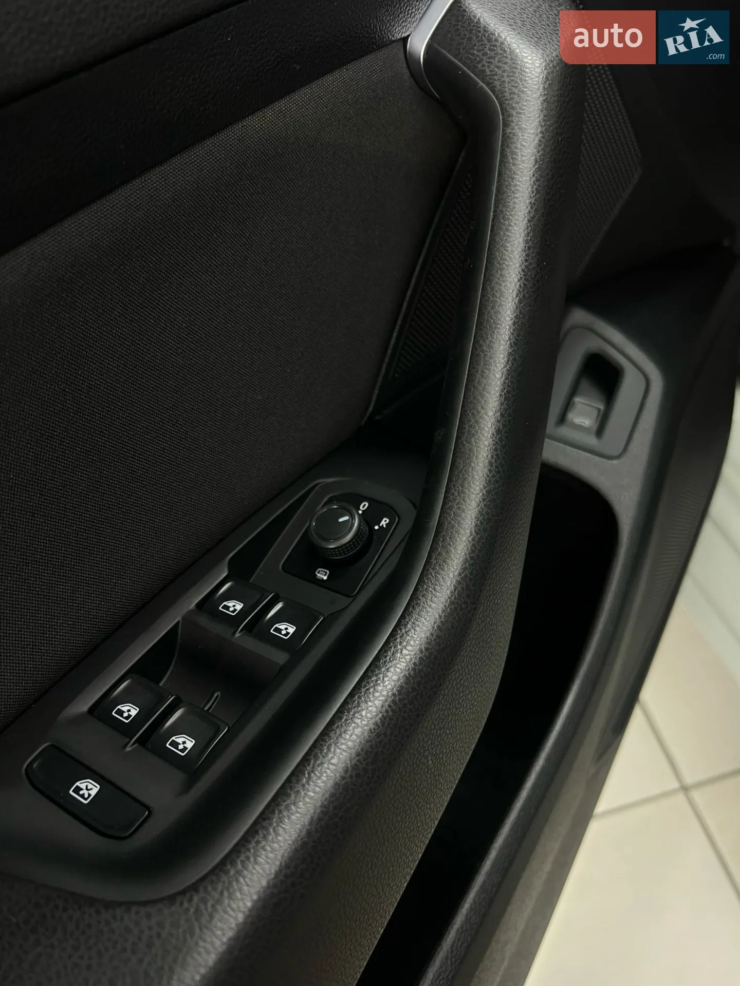 2019 Volkswagen Passat - мініатюра 23