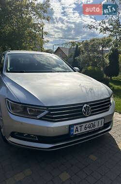 Универсал Volkswagen Passat 2017 в Тысменице