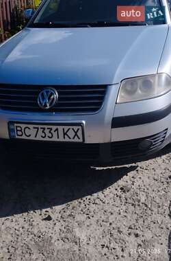 Седан Volkswagen Passat 2001 в Львове