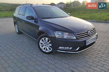 Универсал Volkswagen Passat 2011 в Городке
