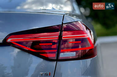 Седан Volkswagen Passat 2016 в 