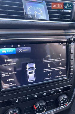 Седан Volkswagen Passat 2014 в 