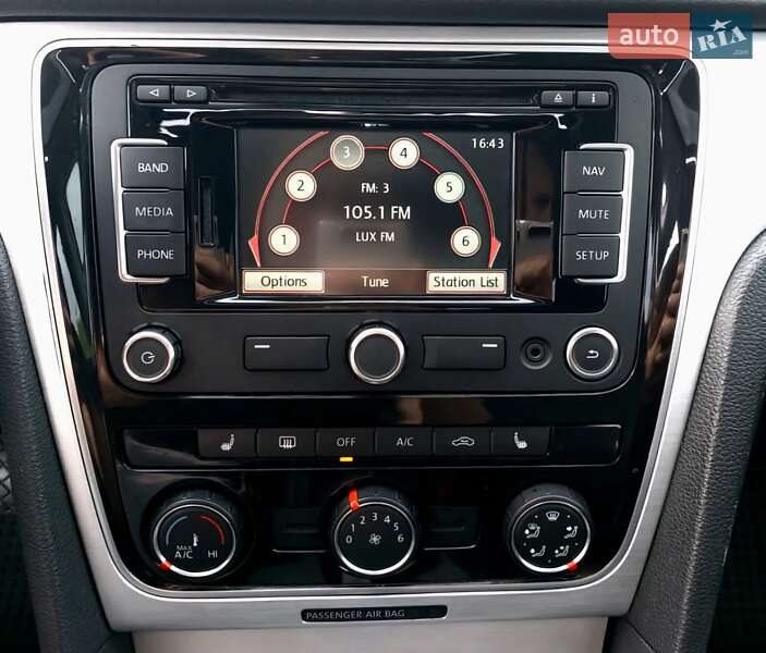 Седан Volkswagen Passat 2013 в Александрие