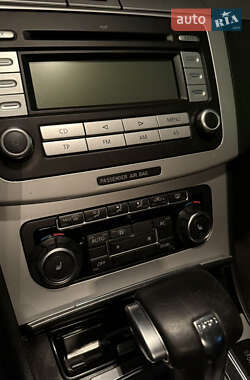 Седан Volkswagen Passat 2010 в 