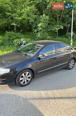 Седан Volkswagen Passat 2007 в 